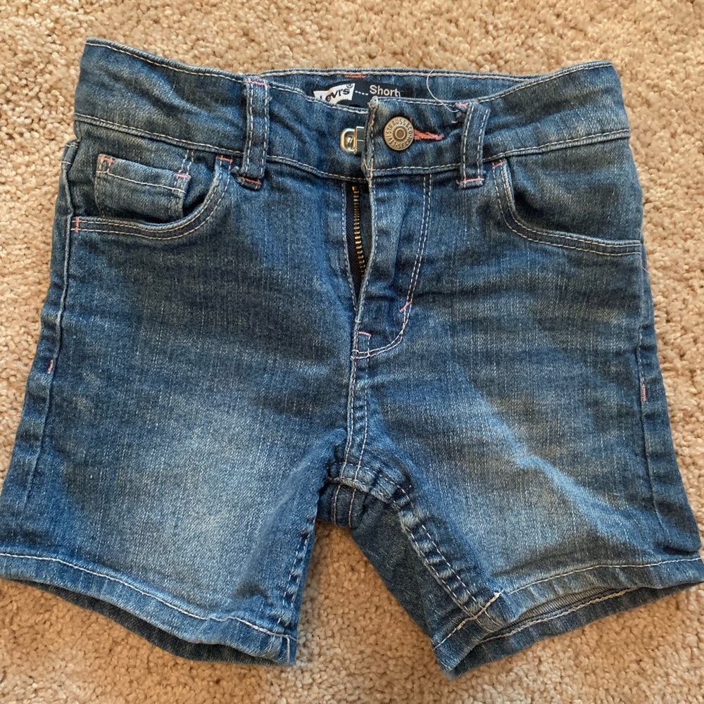 Levi’s Jean shorts heart shaped pockets